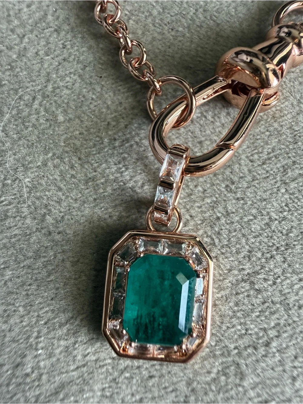 Rose Gold Chain Necklace with Emerald Green Pendant - Women Jewelry
